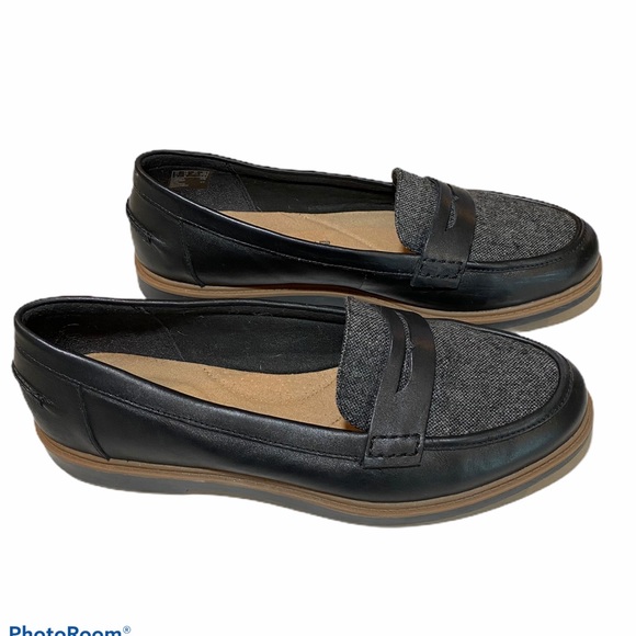 clarks shoes penny loafer